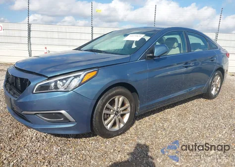 2017 Hyundai Sonata z USA, uszkodzony, nr VIN 5NPE24AFXHH468536